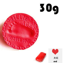 Load image into Gallery viewer, Baby footprint ultra light stereo Baby Care Air Drying Soft Clay Baby hand foot Imprint Kit Casting DIY Toys paw print pad 30g